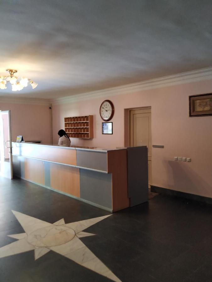 Aliq Hotel ツァグカゾール エクステリア 写真